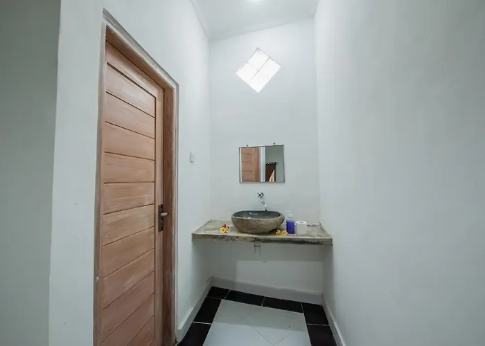 Kubu Kleneng Canggu (Bali)