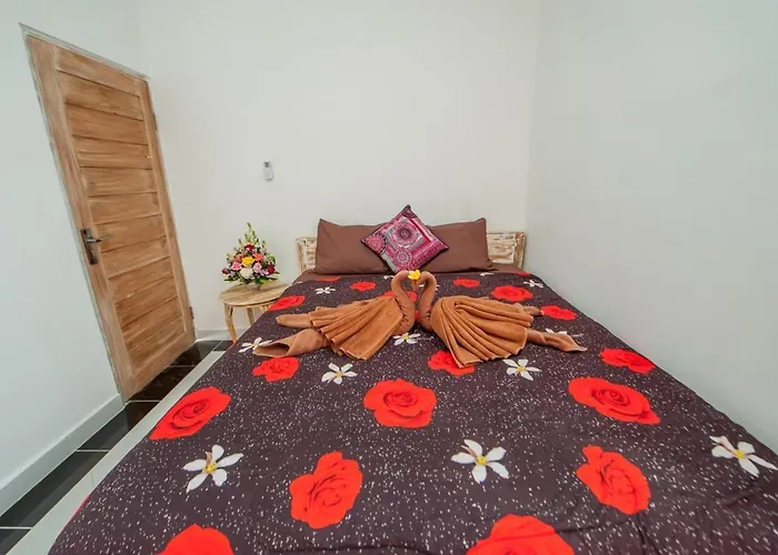 Kubu Kleneng Guest house *